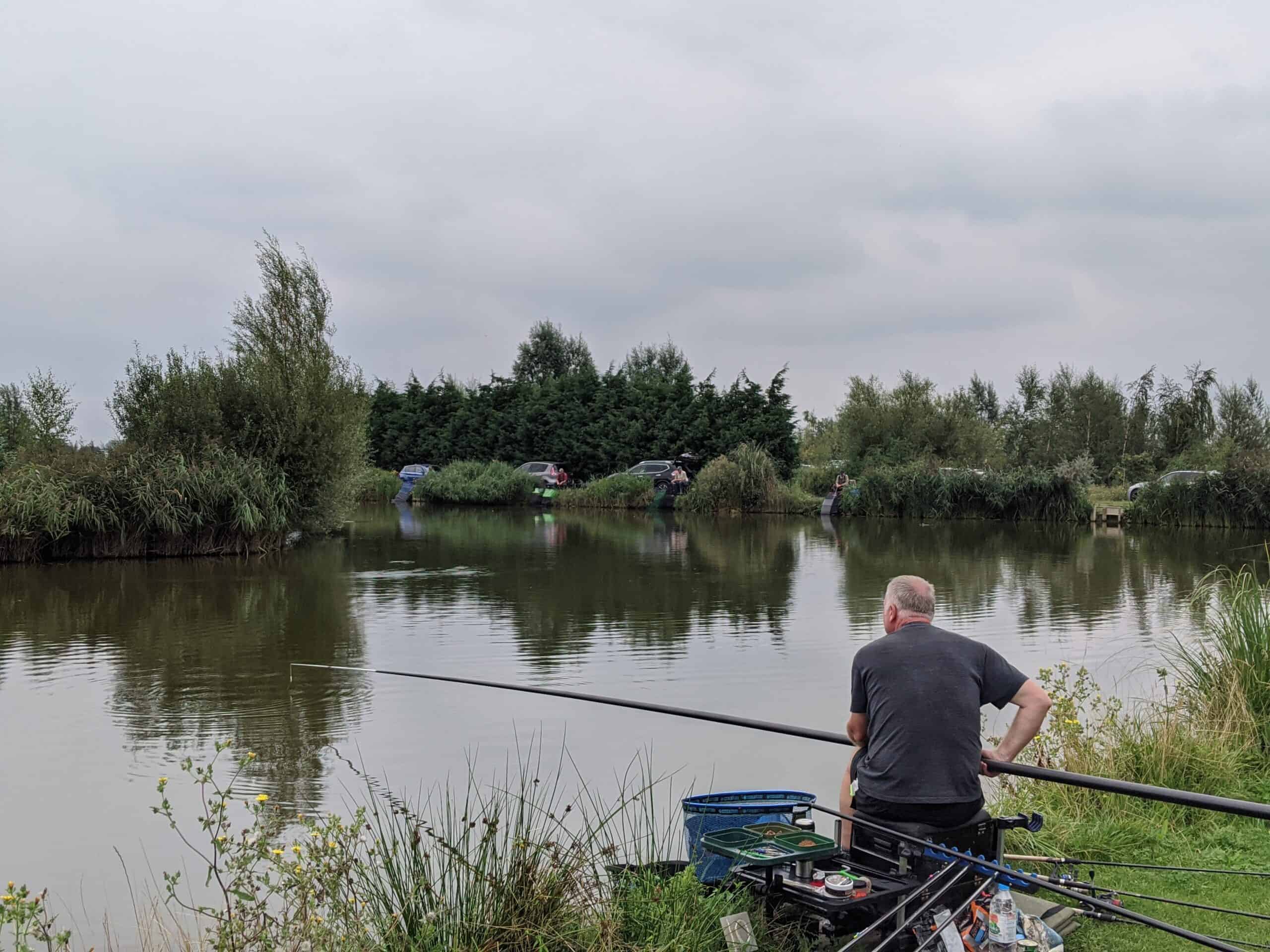 Float Fish Farm - Farcet